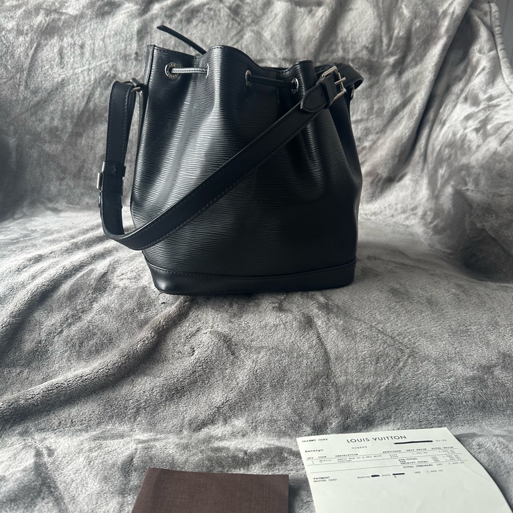 Louis Vuitton Black Bucket Bag - Picture 2 of 7